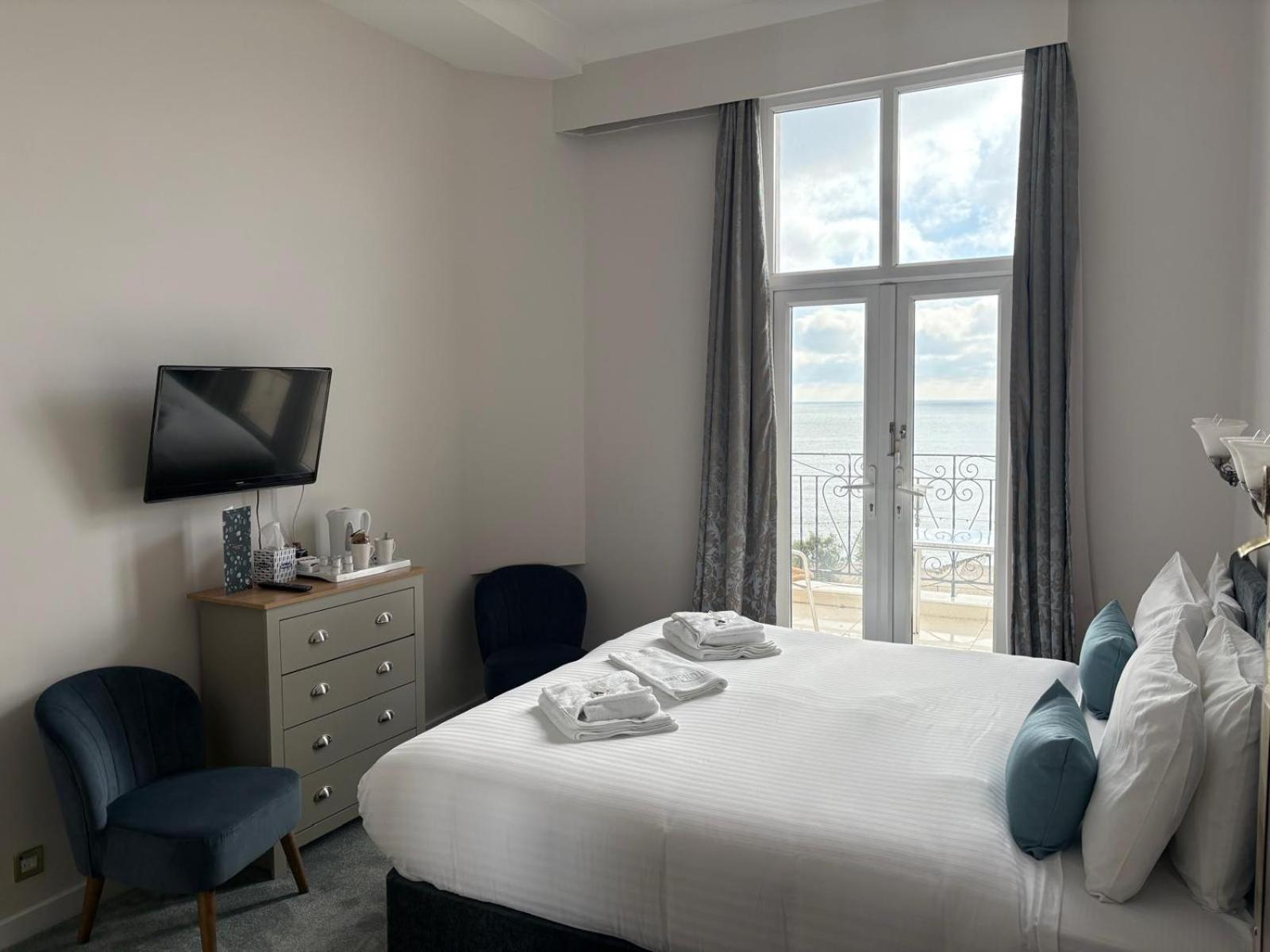The Cumberland Hotel 이스트본 외부 사진