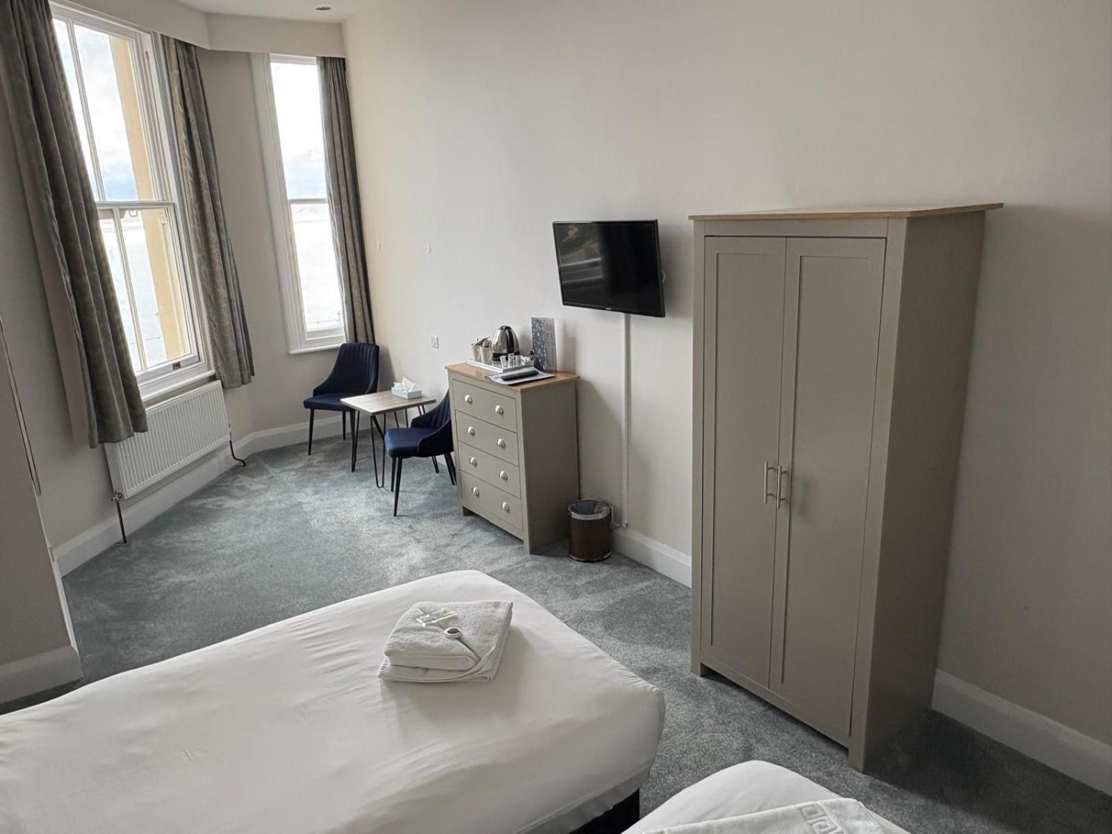 The Cumberland Hotel 이스트본 외부 사진